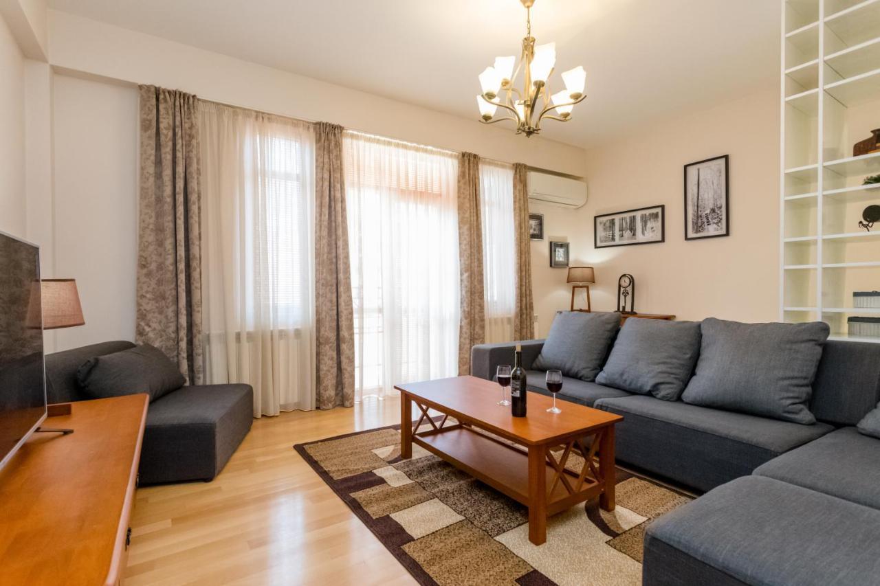 Apartment In The City Centre Ll Тбилиси Экстерьер фото