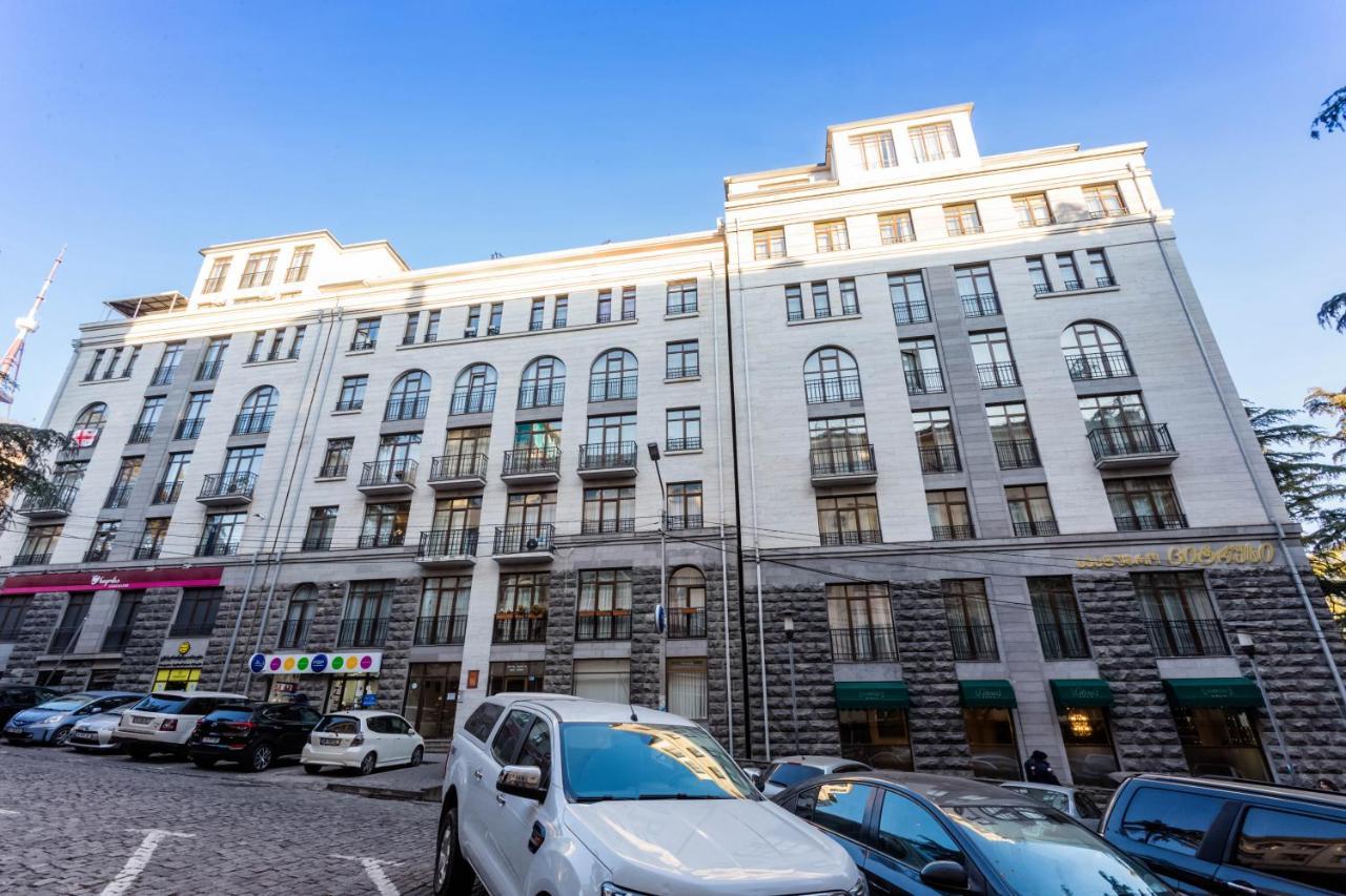 Apartment In The City Centre Ll Тбилиси Экстерьер фото