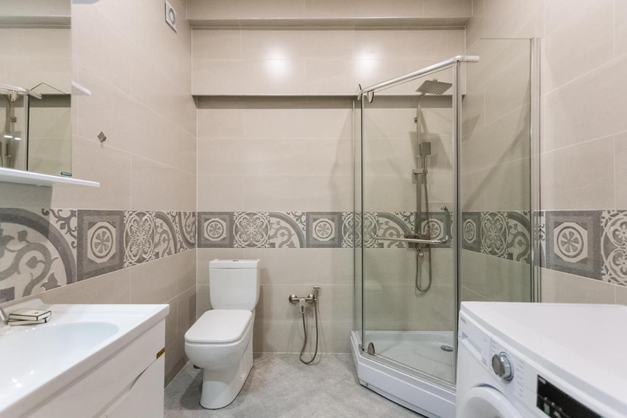 Apartment In The City Centre Ll Тбилиси Экстерьер фото